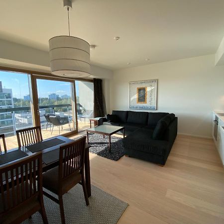 Ainoa Shopping Center Apartments - Tapiola Esbo Eksteriør bilde